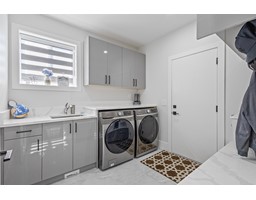 2128 OAKRIDGE CRESCENT, Abbotsford property photo listing R2990034 for sale