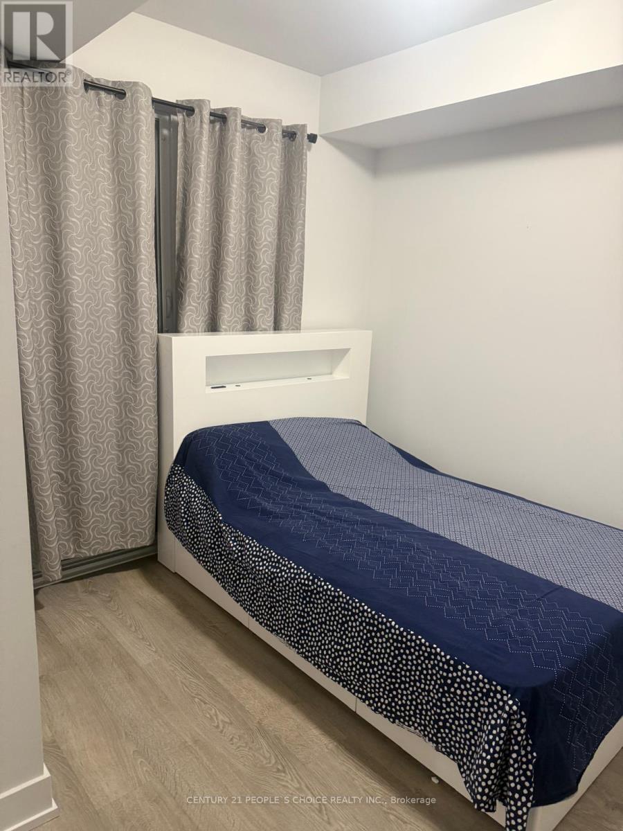 Property at 816 - 2550 SIMCOE STREET image 3