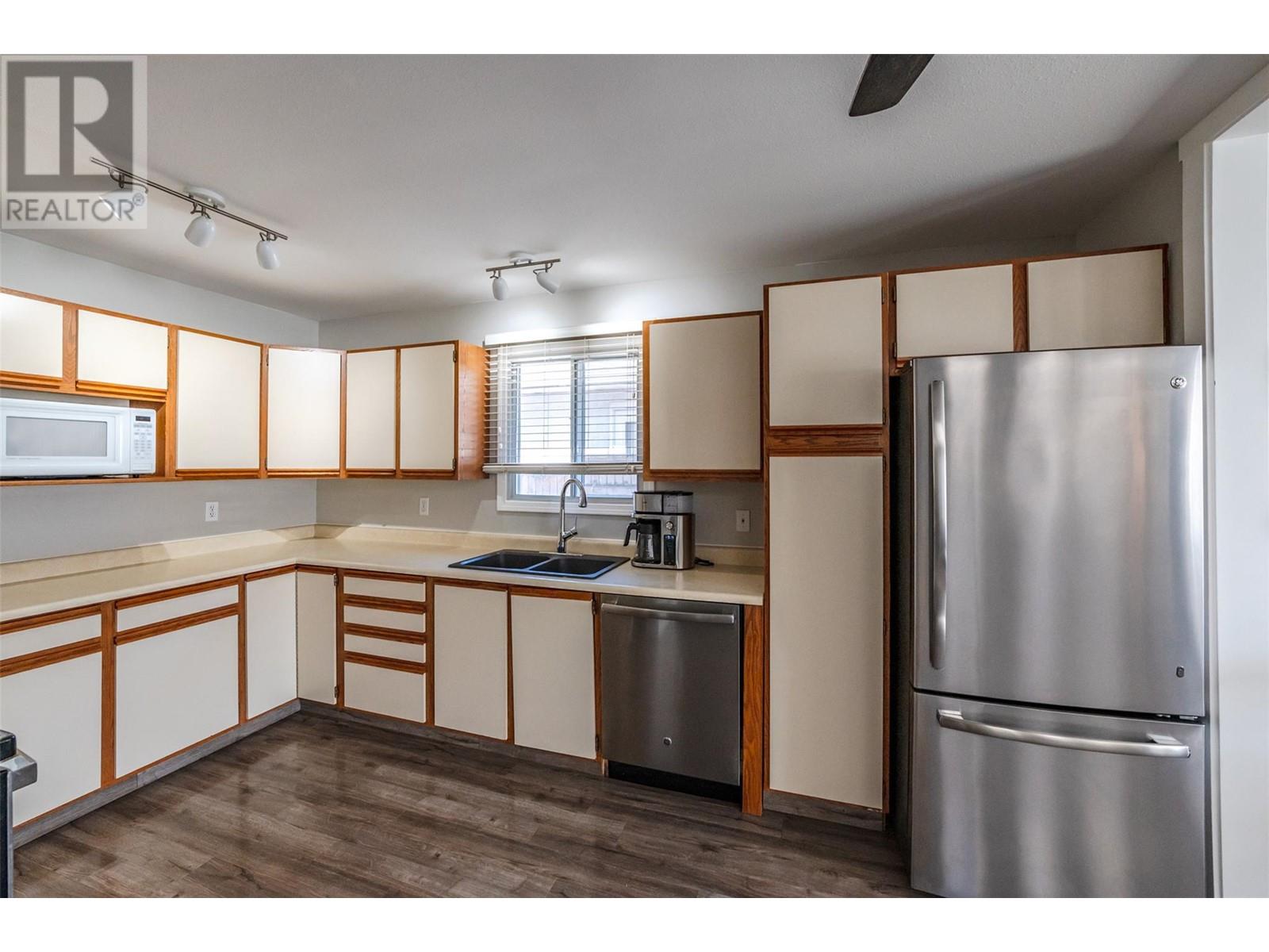1179 Queen Street, Penticton, British Columbia  V2A 4R6 - Photo 10 - 10343664