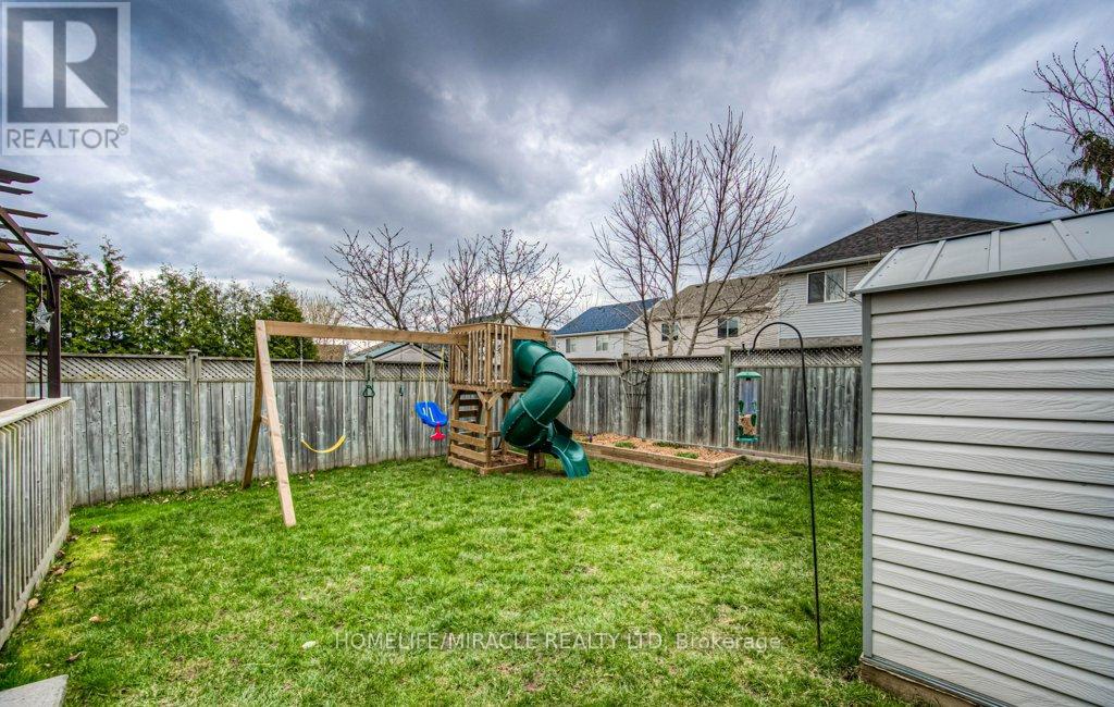 32 Amanda Walk, Cambridge, Ontario  N3C 4K8 - Photo 38 - X11928610