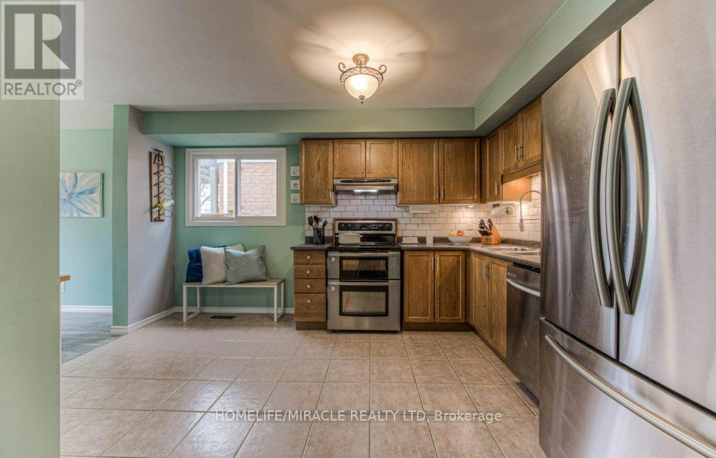 32 Amanda Walk, Cambridge, Ontario  N3C 4K8 - Photo 8 - X11928610