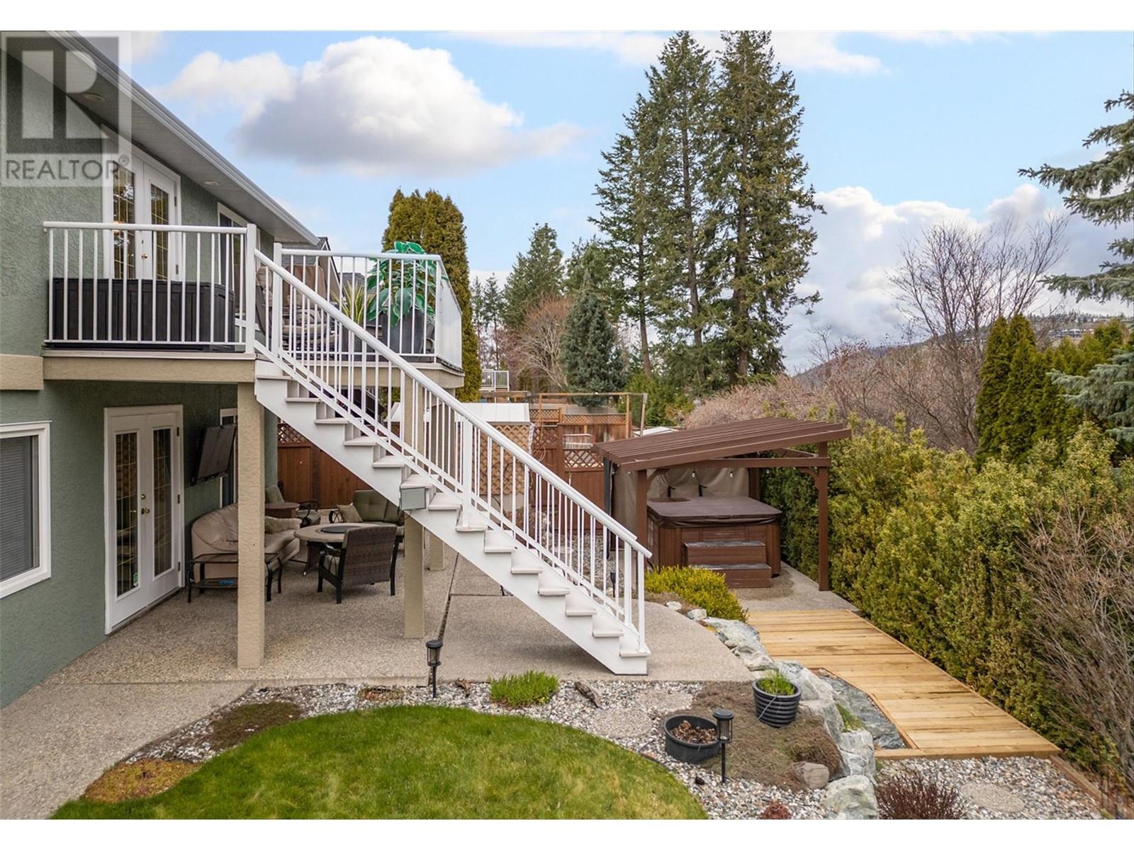 Property at 355 Woodpark Crescent image 1