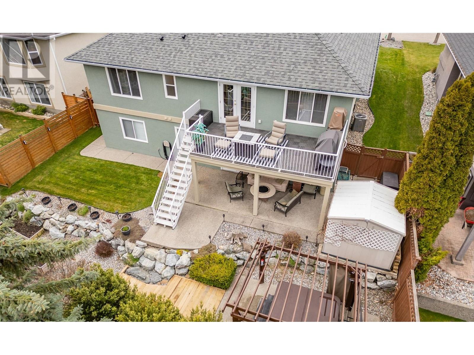 Property at 355 Woodpark Crescent image 3