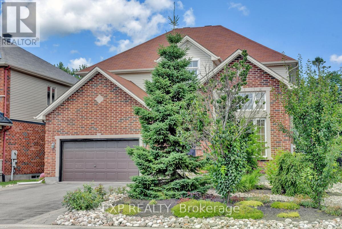 Property at 135 RIVERSEDGE CRESCENT image 2