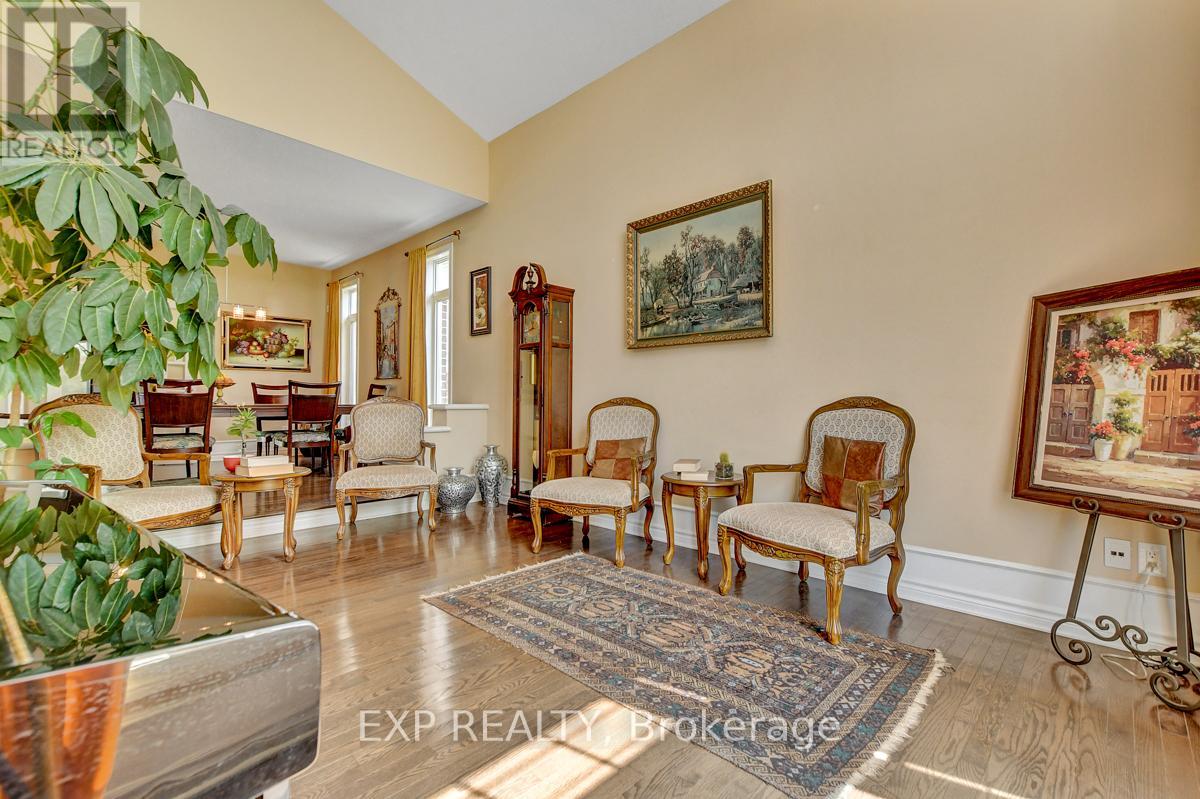 135 Riversedge Crescent, Ottawa, Ontario  K1V 0Z8 - Photo 8 - X12084850