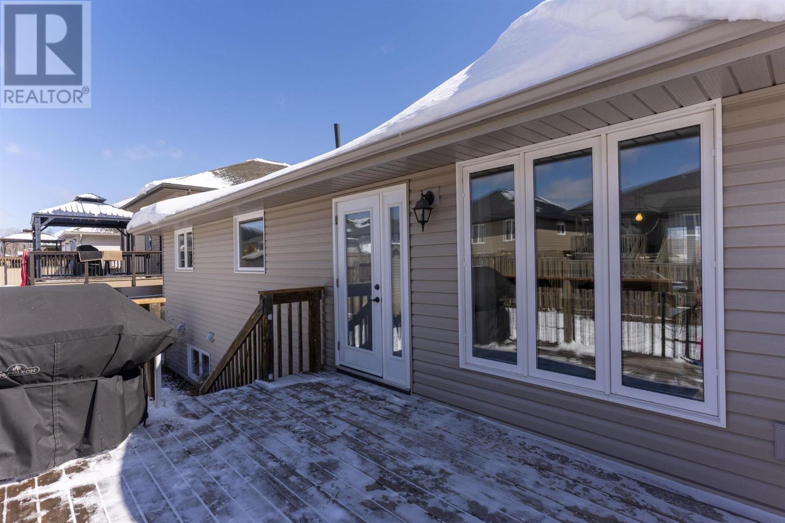 246 Sunflower St, Thunder Bay, Ontario  P7G 0A3 - Photo 46 - TB250749