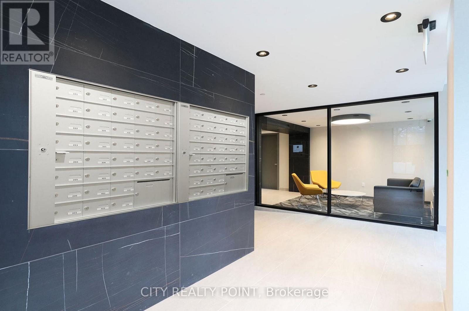 103 - 11 Walmer Road, Toronto, Ontario  M5R 2W9 - Photo 10 - C12084863