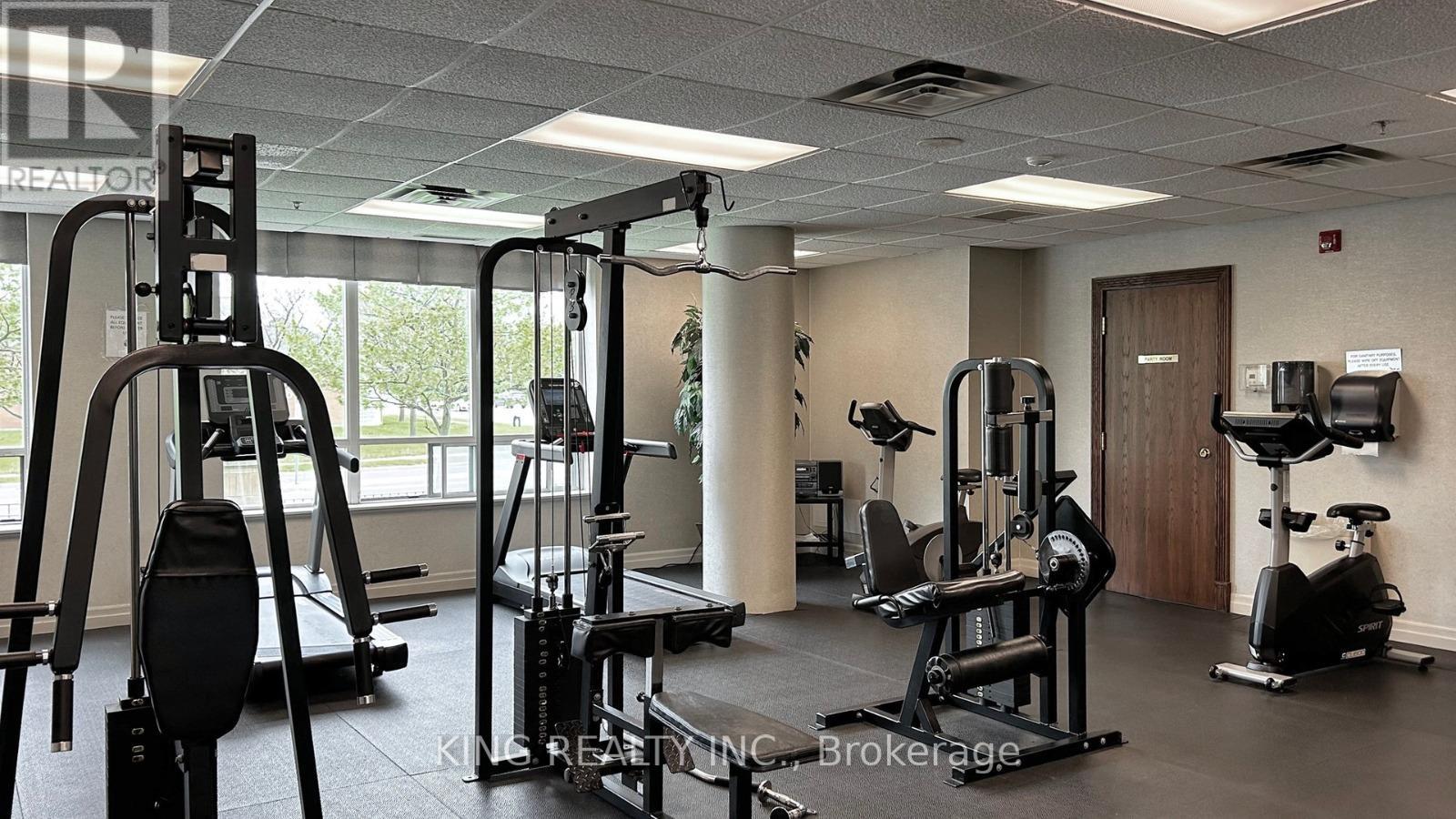 901 - 23 Oneida Crescent, Richmond Hill, Ontario  L4B 0A2 - Photo 13 - N12084825