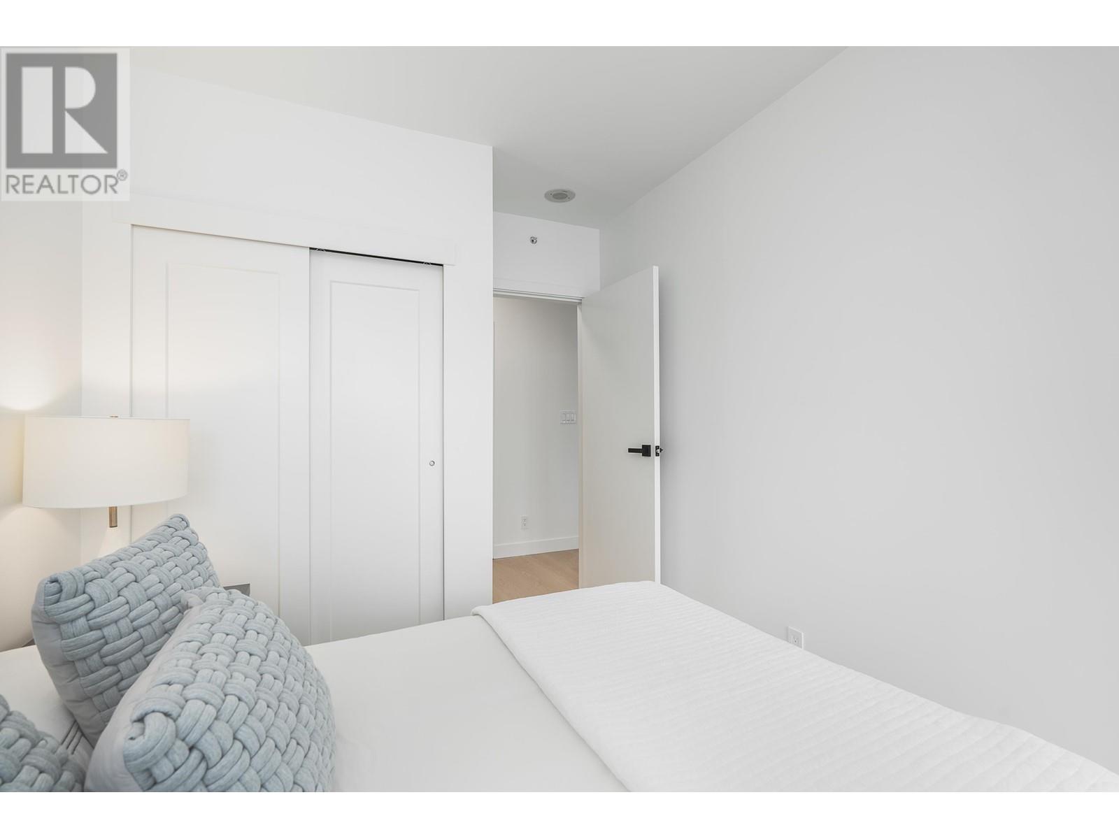 Listing Picture 18 of 39 : 2802 1188 W PENDER STREET, Vancouver / 溫哥華 - 魯藝地產 Yvonne Lu Group - MLS Medallion Club Member