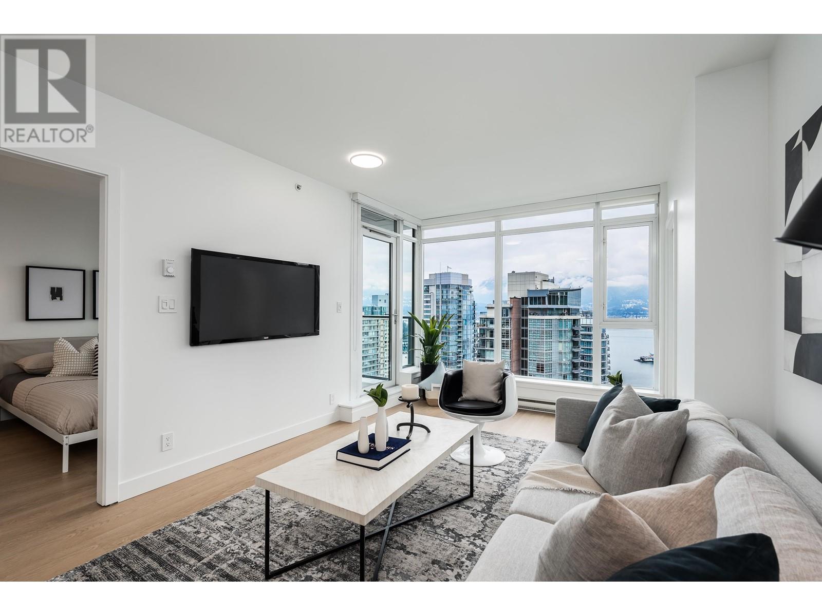 Listing Picture 4 of 39 : 2802 1188 W PENDER STREET, Vancouver / 溫哥華 - 魯藝地產 Yvonne Lu Group - MLS Medallion Club Member