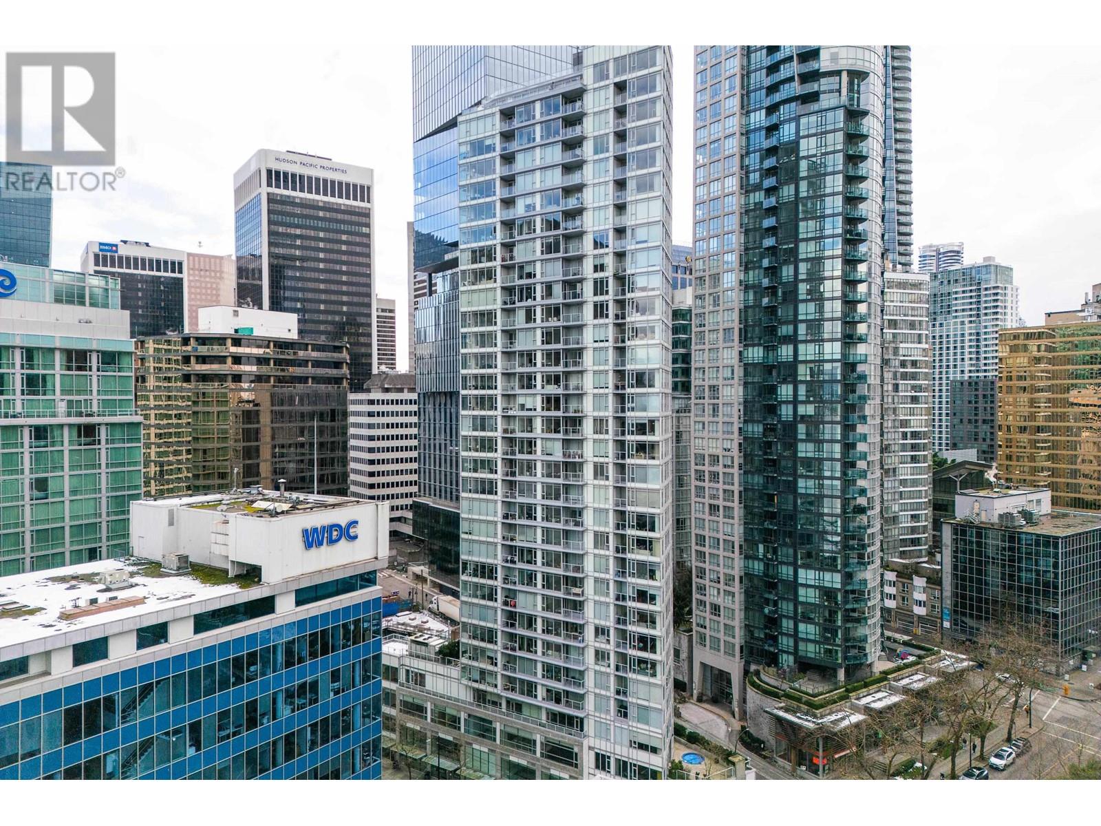 Listing Picture 35 of 39 : 2802 1188 W PENDER STREET, Vancouver / 溫哥華 - 魯藝地產 Yvonne Lu Group - MLS Medallion Club Member