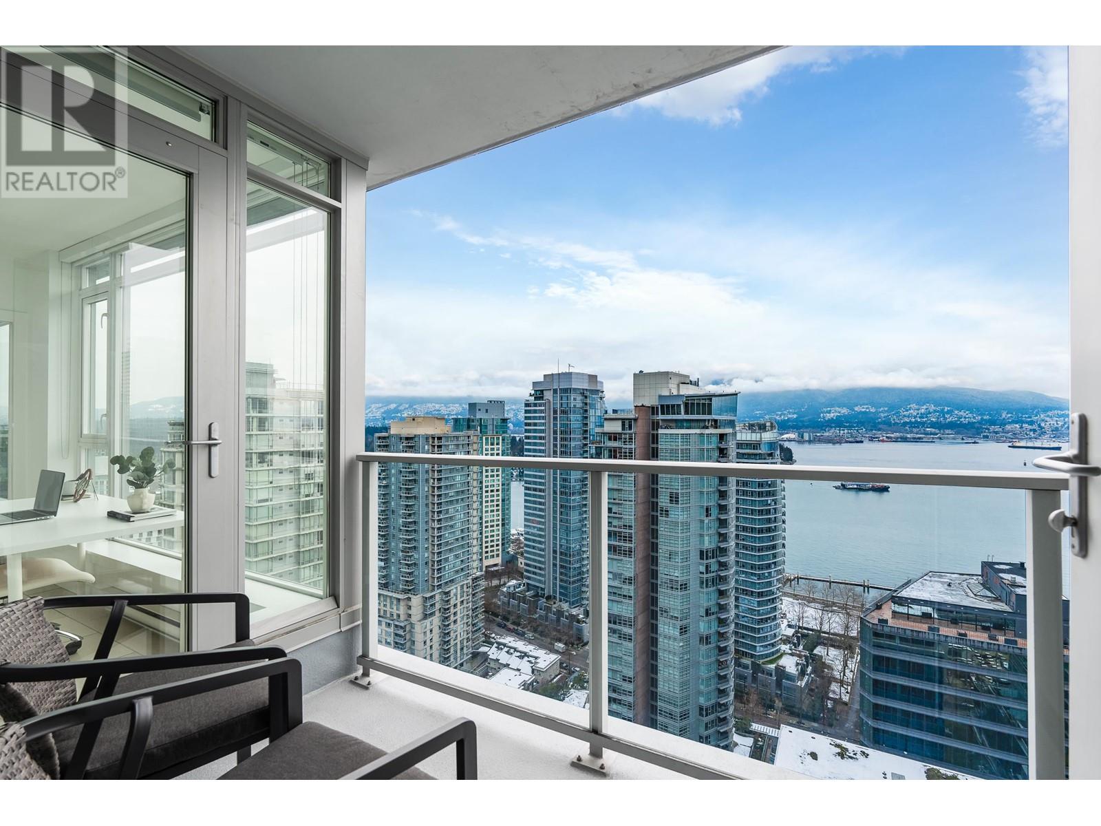 Listing Picture 25 of 39 : 2802 1188 W PENDER STREET, Vancouver / 溫哥華 - 魯藝地產 Yvonne Lu Group - MLS Medallion Club Member