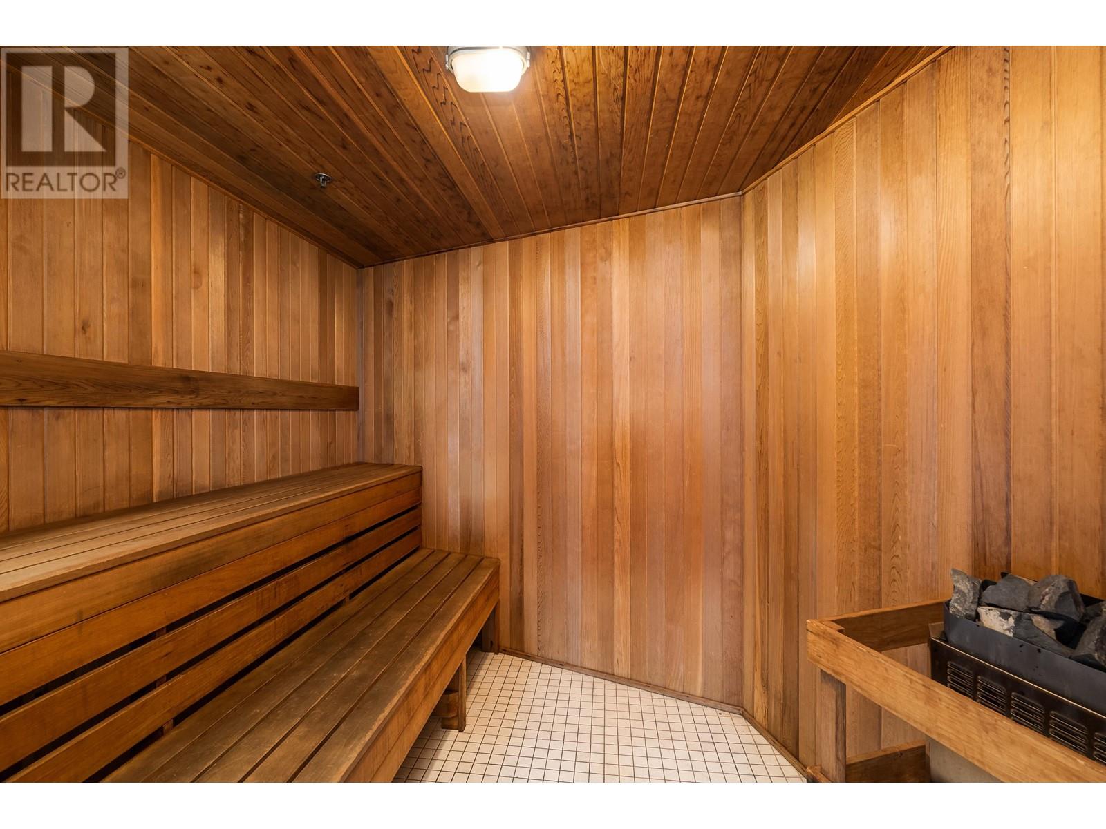 Listing Picture 28 of 39 : 2802 1188 W PENDER STREET, Vancouver / 溫哥華 - 魯藝地產 Yvonne Lu Group - MLS Medallion Club Member