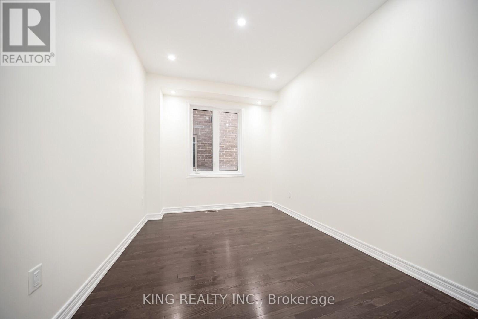 52 Haverstock Crescent, Brampton, Ontario  L7A 0G1 - Photo 6 - W12084845