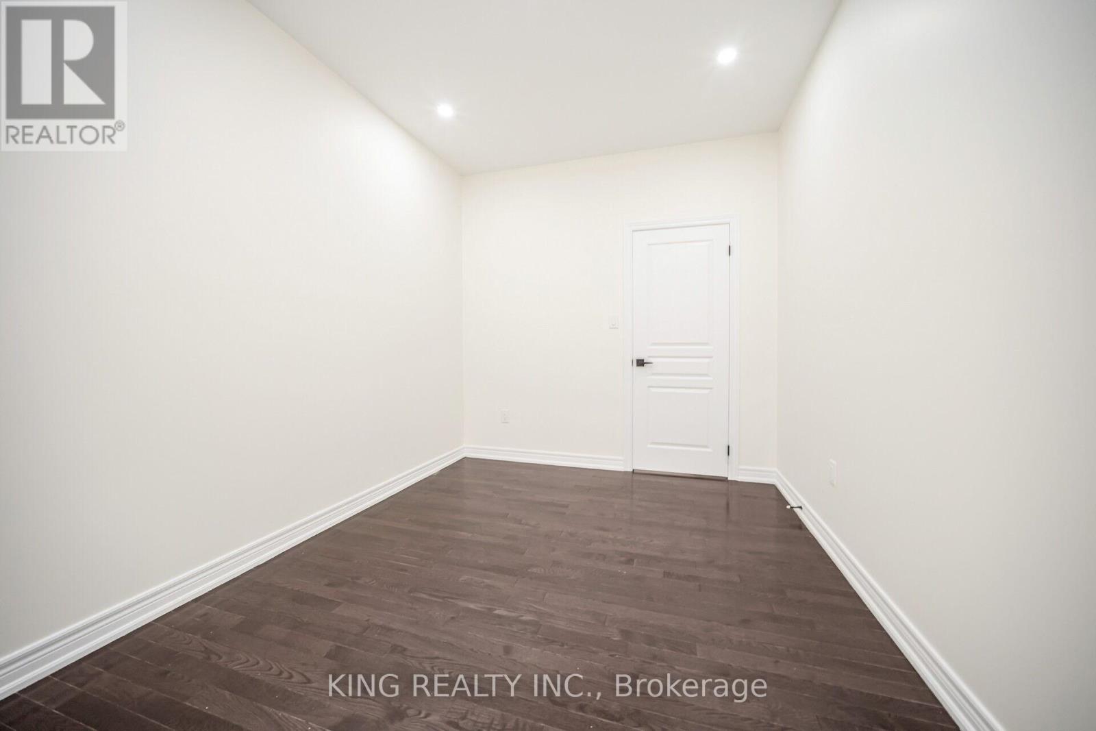52 Haverstock Crescent, Brampton, Ontario  L7A 0G1 - Photo 7 - W12084845