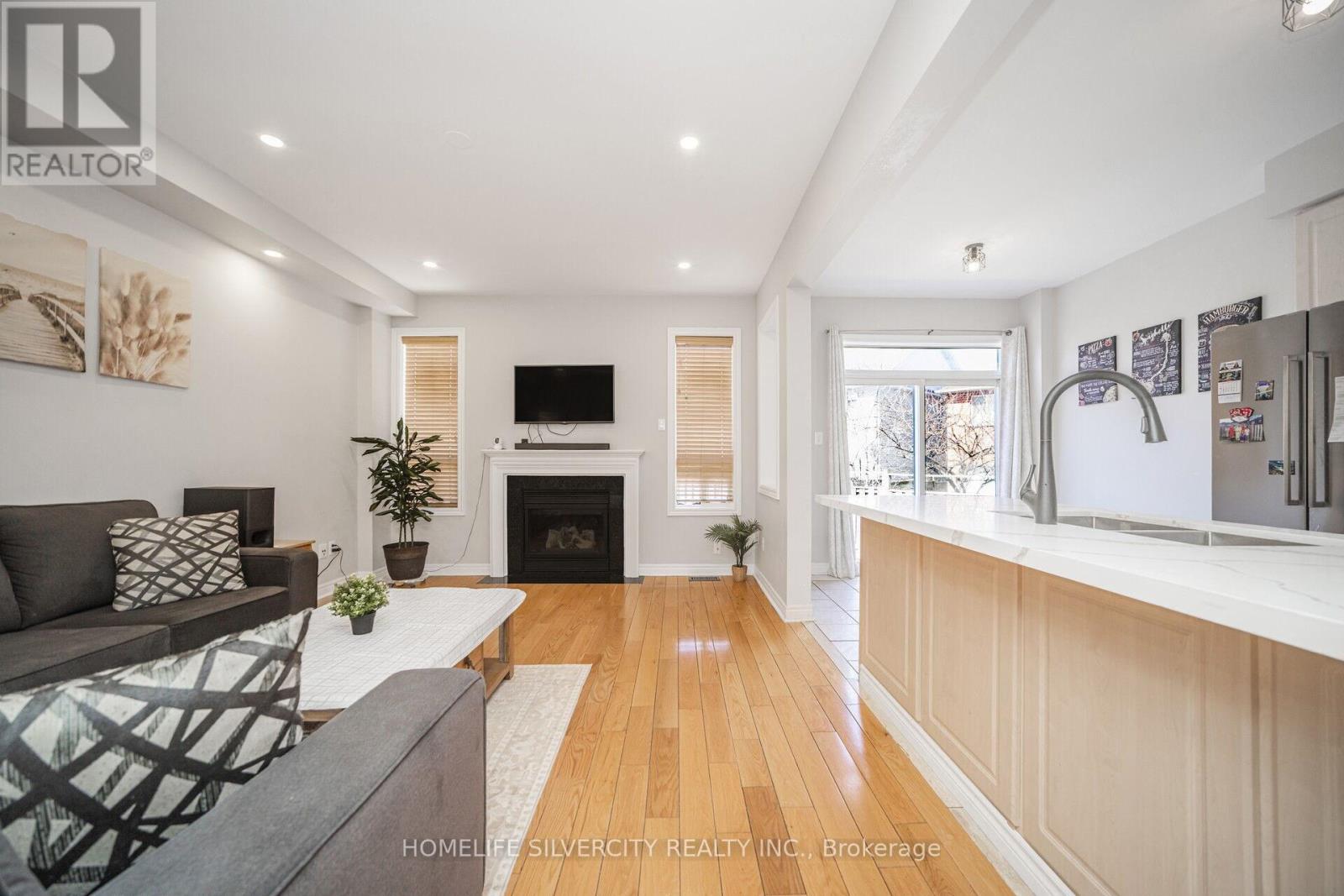 6 Aria Lane, Brampton, Ontario  L6S 6J5 - Photo 9 - W12082169