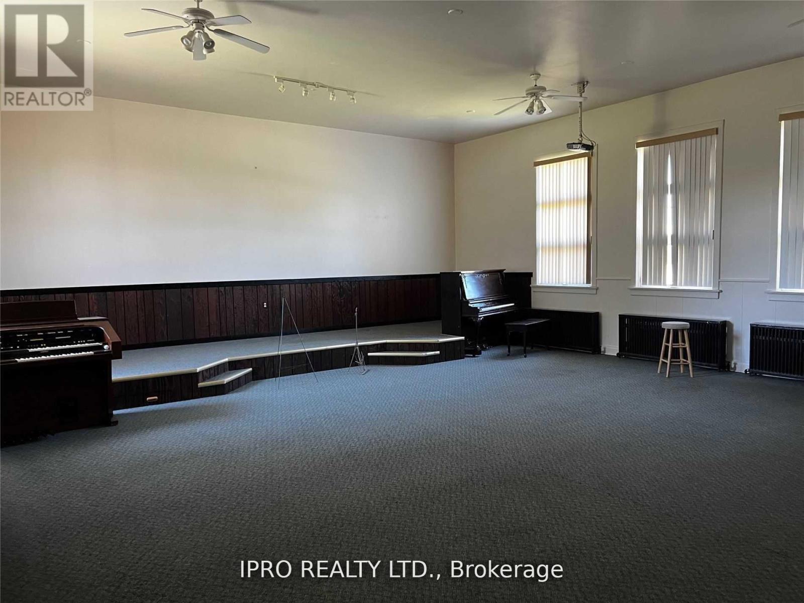 10611 Highway 3, Wainfleet, Ontario  L3K 5V4 - Photo 10 - X12084815