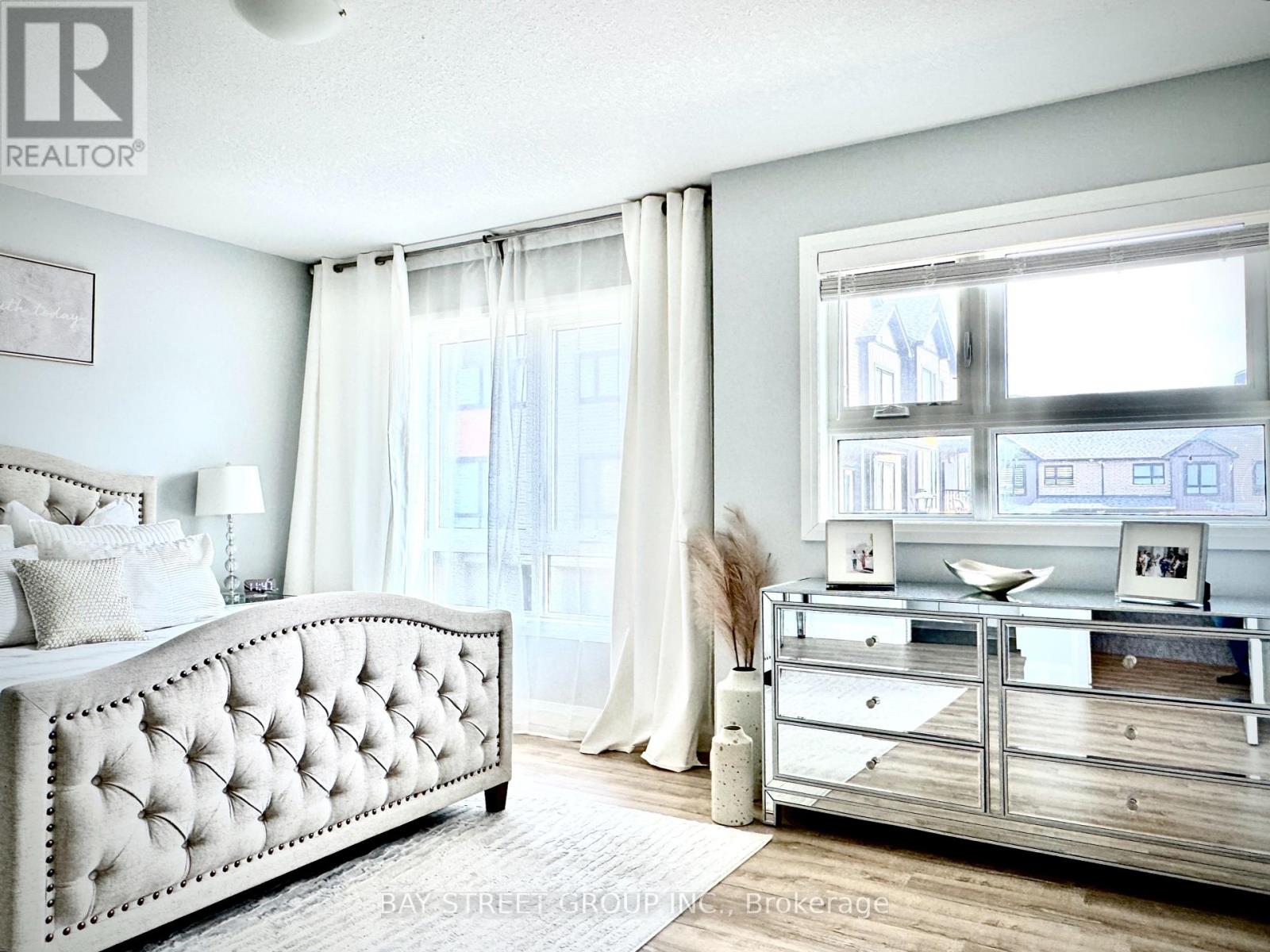 Photo 10 of 21 for 20 - 819 Kleinburg Drive