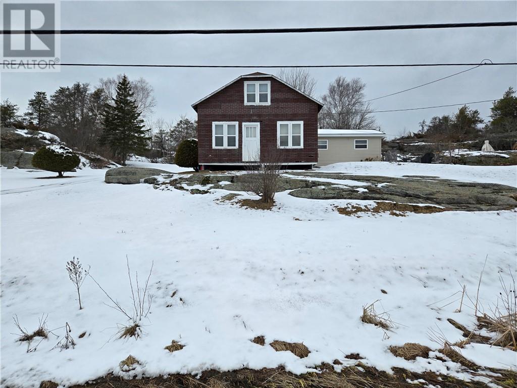 295 Riverside Road, Britt, Ontario  P0G 1A0 - Photo 1 - 2121675