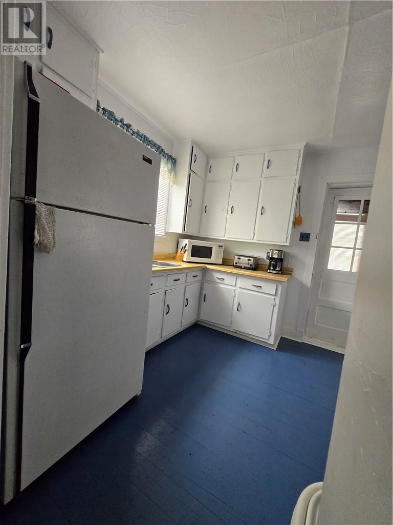 295 Riverside Road, Britt, Ontario  P0G 1A0 - Photo 4 - 2121675