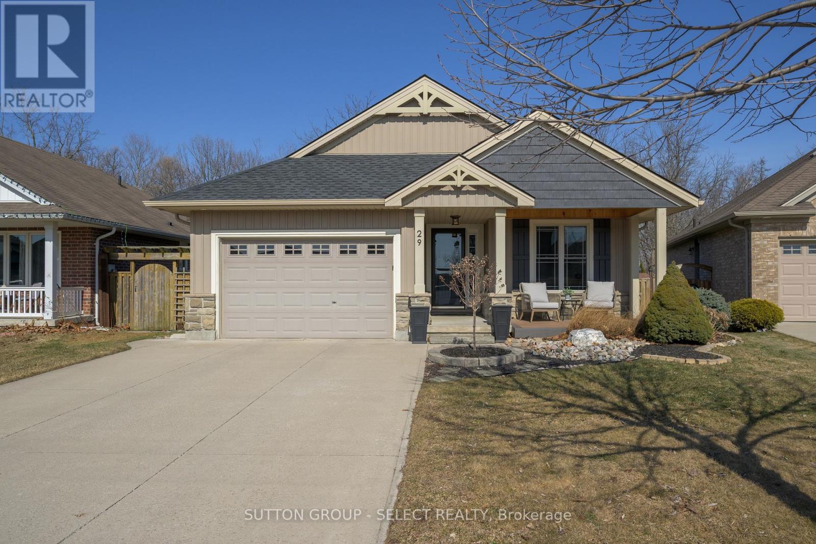 29 Ambleside Drive