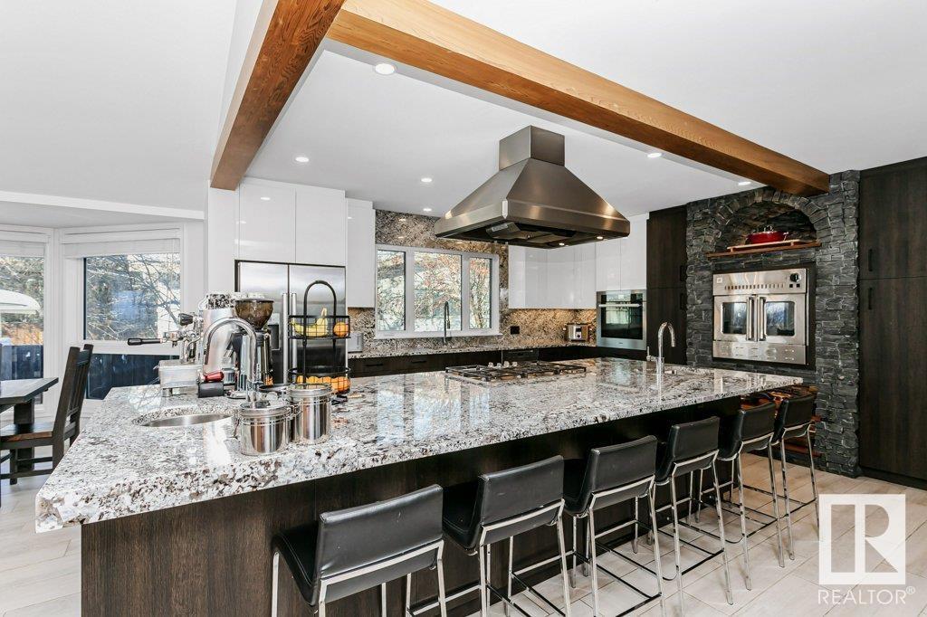Property at 9728 141 ST NW image 5