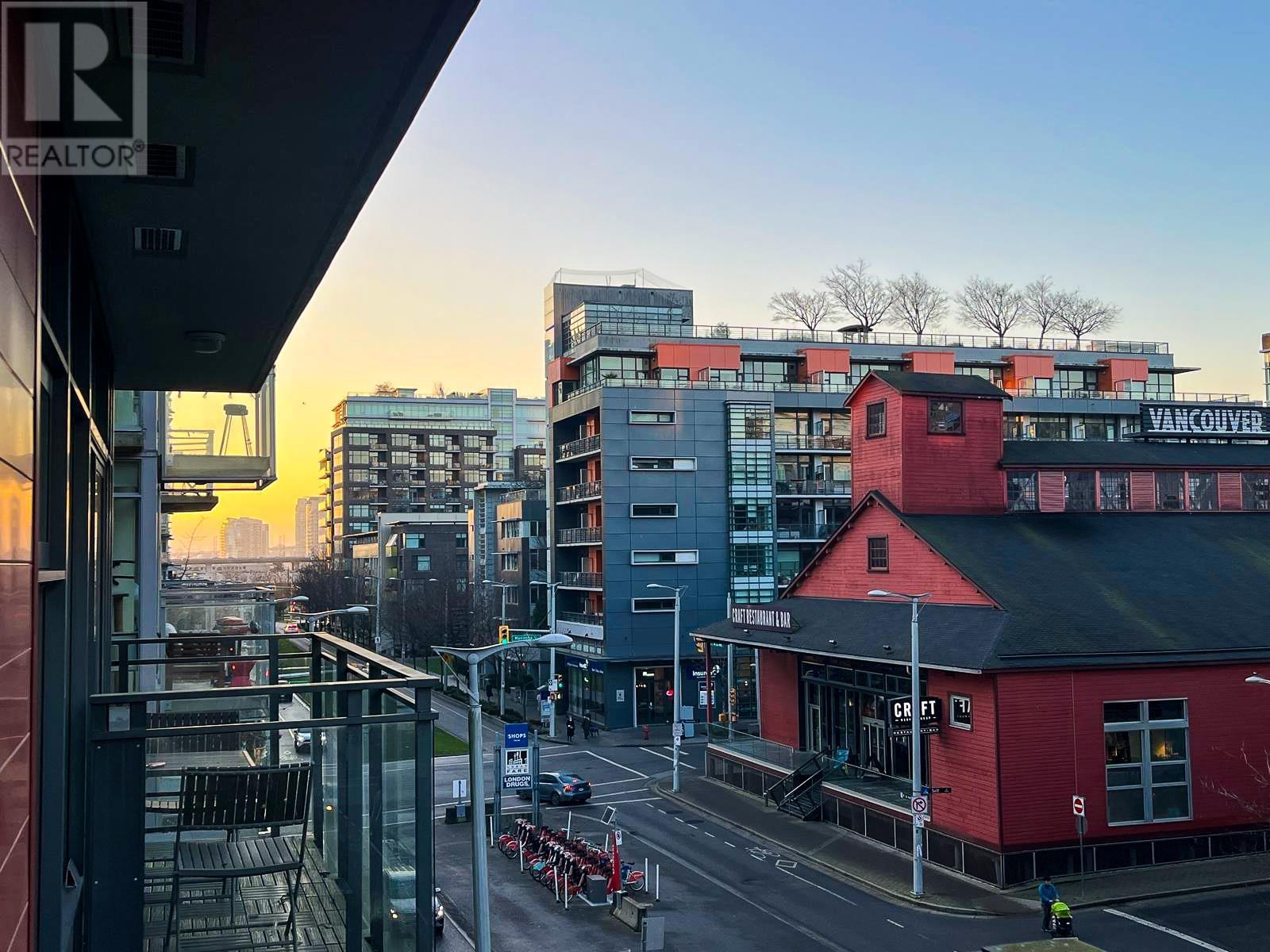 Listing Picture 8 of 39 : 515 38 W 1ST AVENUE, Vancouver / 溫哥華 - 魯藝地產 Yvonne Lu Group - MLS Medallion Club Member