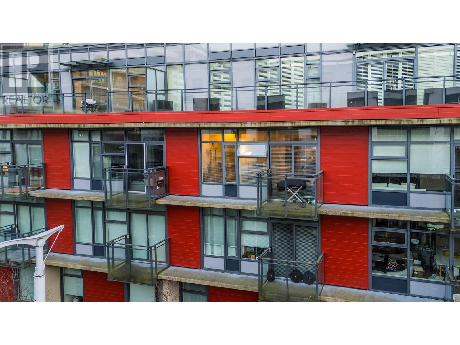 Listing Picture 3 of 39 : 515 38 W 1ST AVENUE, Vancouver / 溫哥華 - 魯藝地產 Yvonne Lu Group - MLS Medallion Club Member