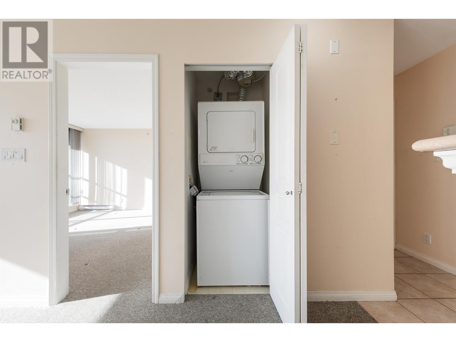 703 1575 W 10th Avenue, Vancouver, British Columbia  V6J 5L1 - Photo 11 - R2990716