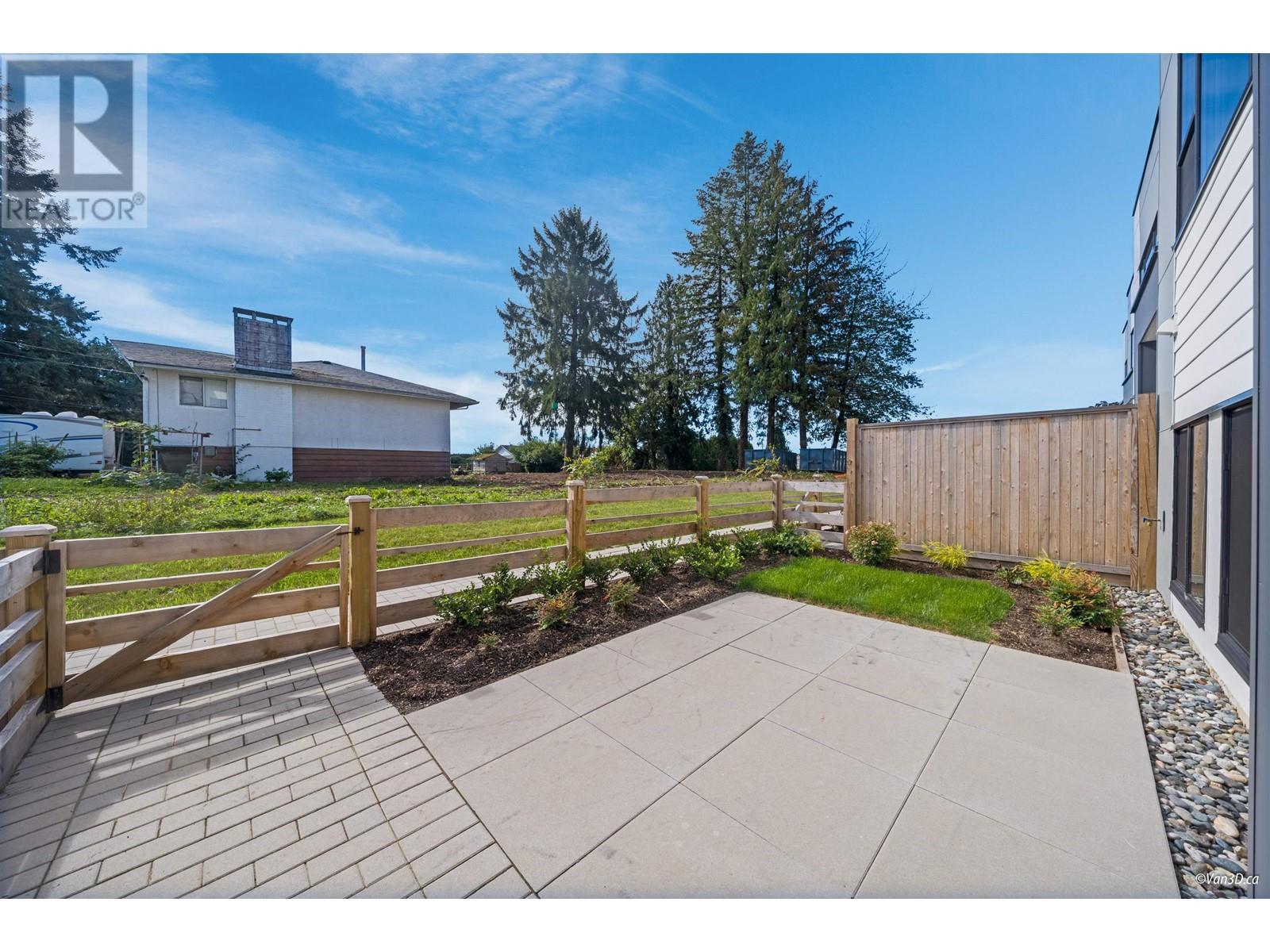Property at 7 12115 203 STREET image 3