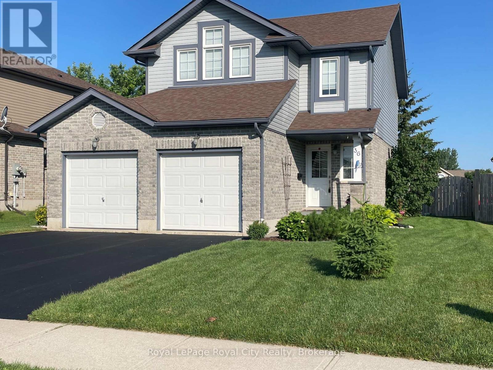 36 Green Street, Mapleton, Ontario  N0G 1P0 - Photo 2 - X12084892