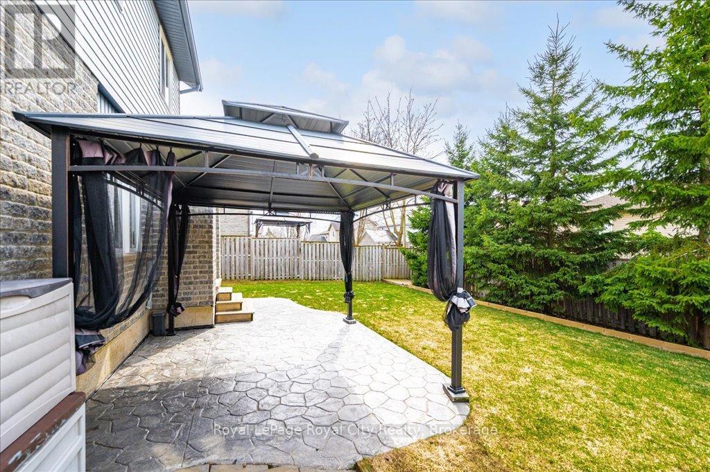 36 Green Street, Mapleton, Ontario  N0G 1P0 - Photo 29 - X12084892