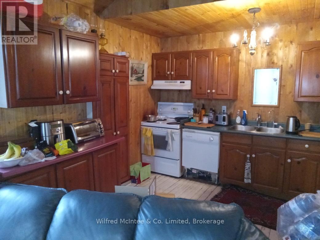 85897 Bluewater Highway, Ashfield-Colborne-Wawanosh, Ontario  N7A 3X9 - Photo 16 - X12084925