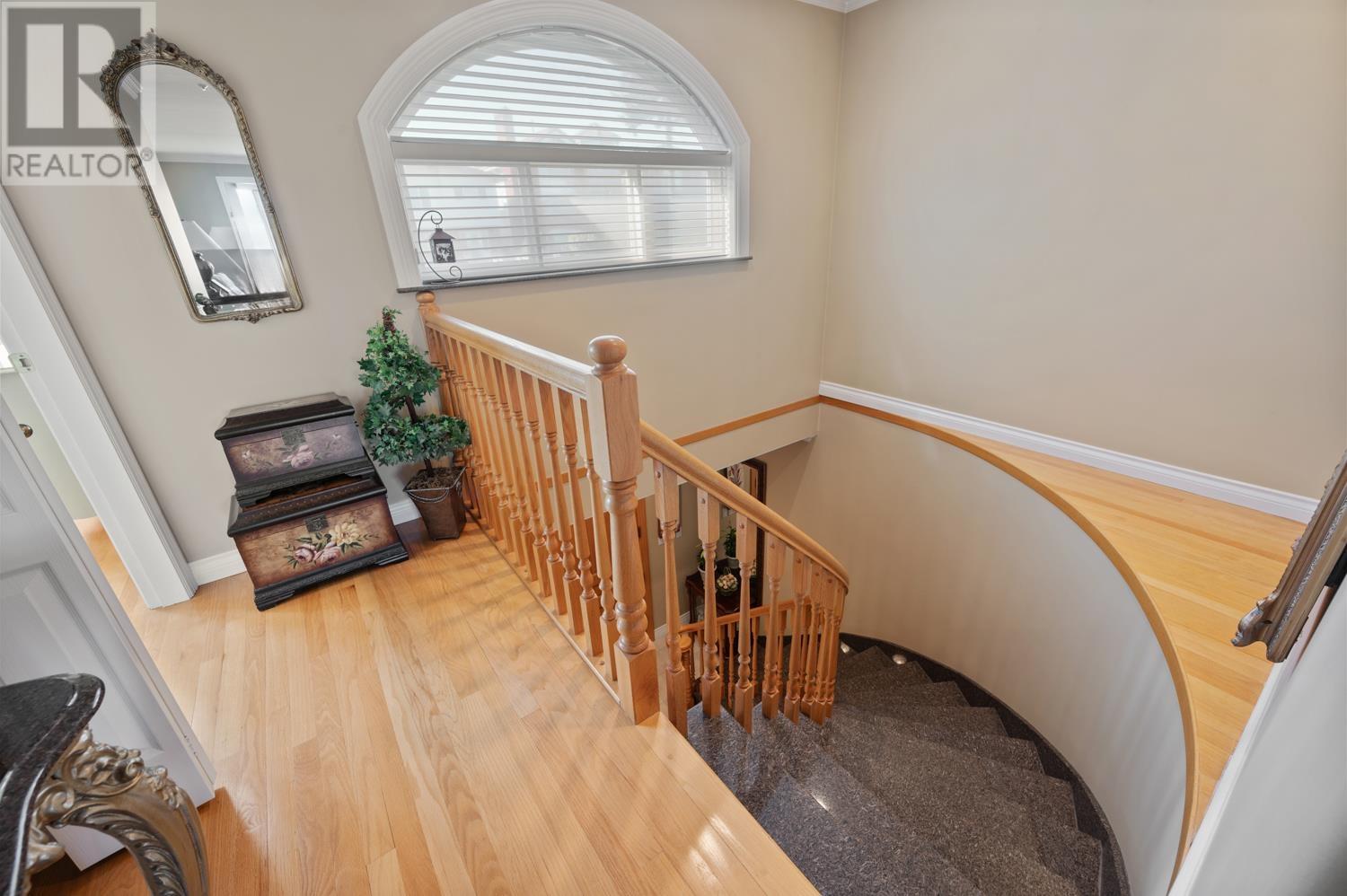 1627 E 34th Avenue, Vancouver, British Columbia  V5P 1A2 - Photo 12 - R2990738