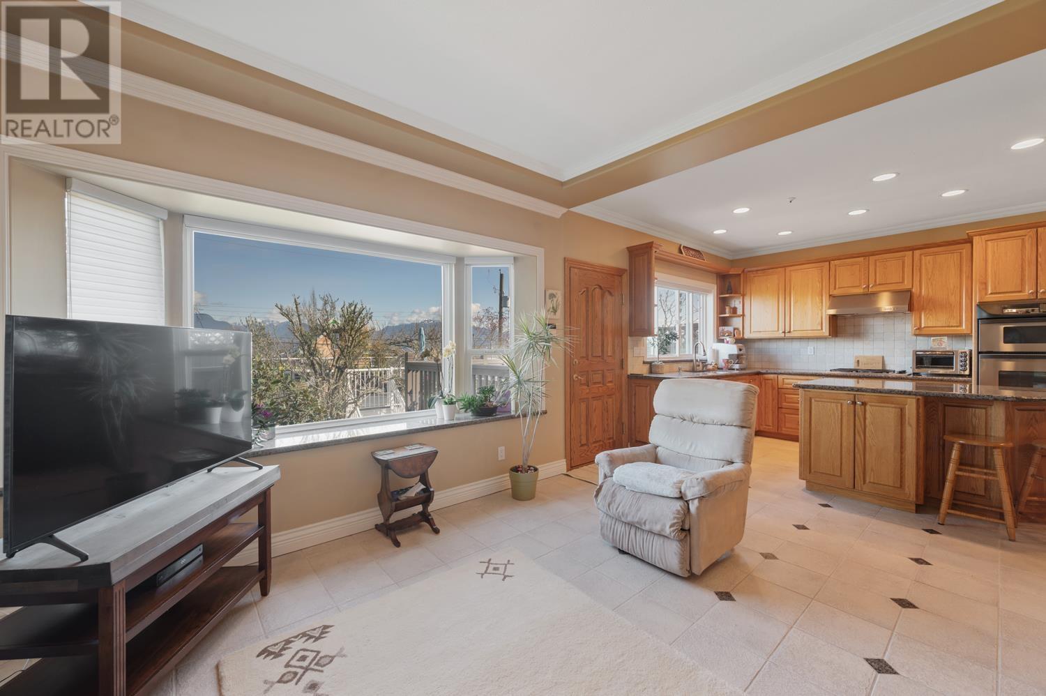 1627 E 34th Avenue, Vancouver, British Columbia  V5P 1A2 - Photo 8 - R2990738