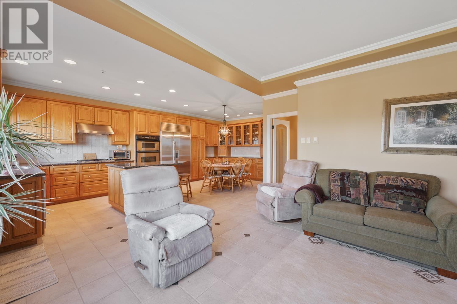 1627 E 34th Avenue, Vancouver, British Columbia  V5P 1A2 - Photo 9 - R2990738