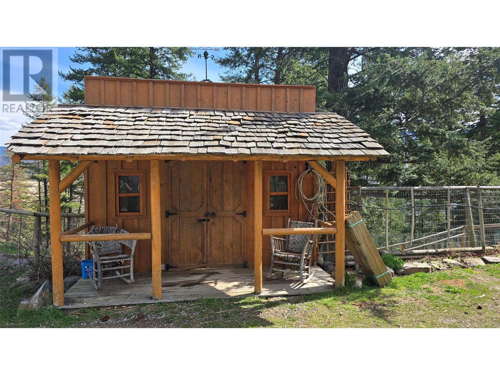 2300 Westsyde Road N, Barriere, British Columbia  V0E 1E0 - Photo 16 - 10336400