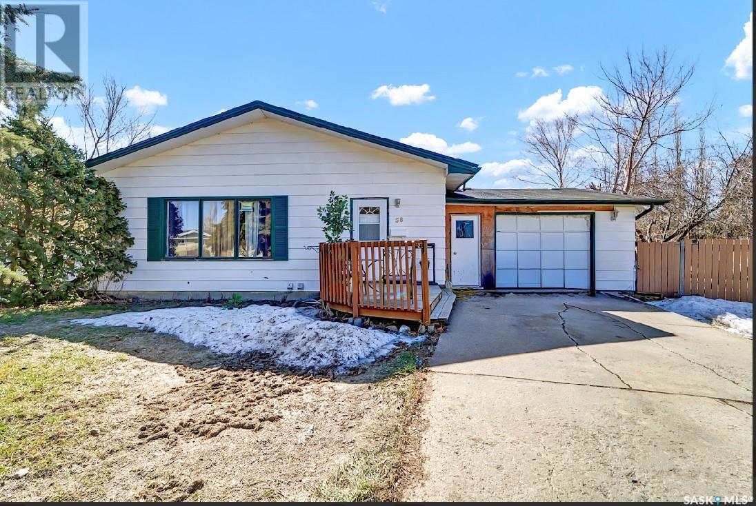 Property at 58 Mackie CRESCENT image 1