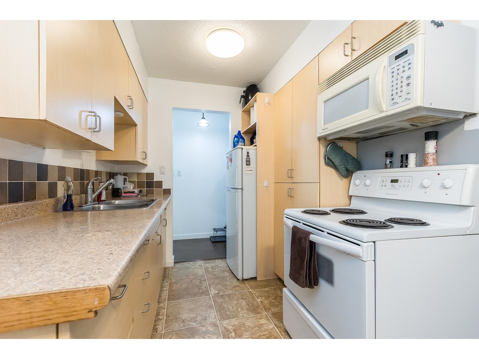 103 2211 Clearbrook Road, Abbotsford, British Columbia  V2T 2X4 - Photo 7 - R2983128