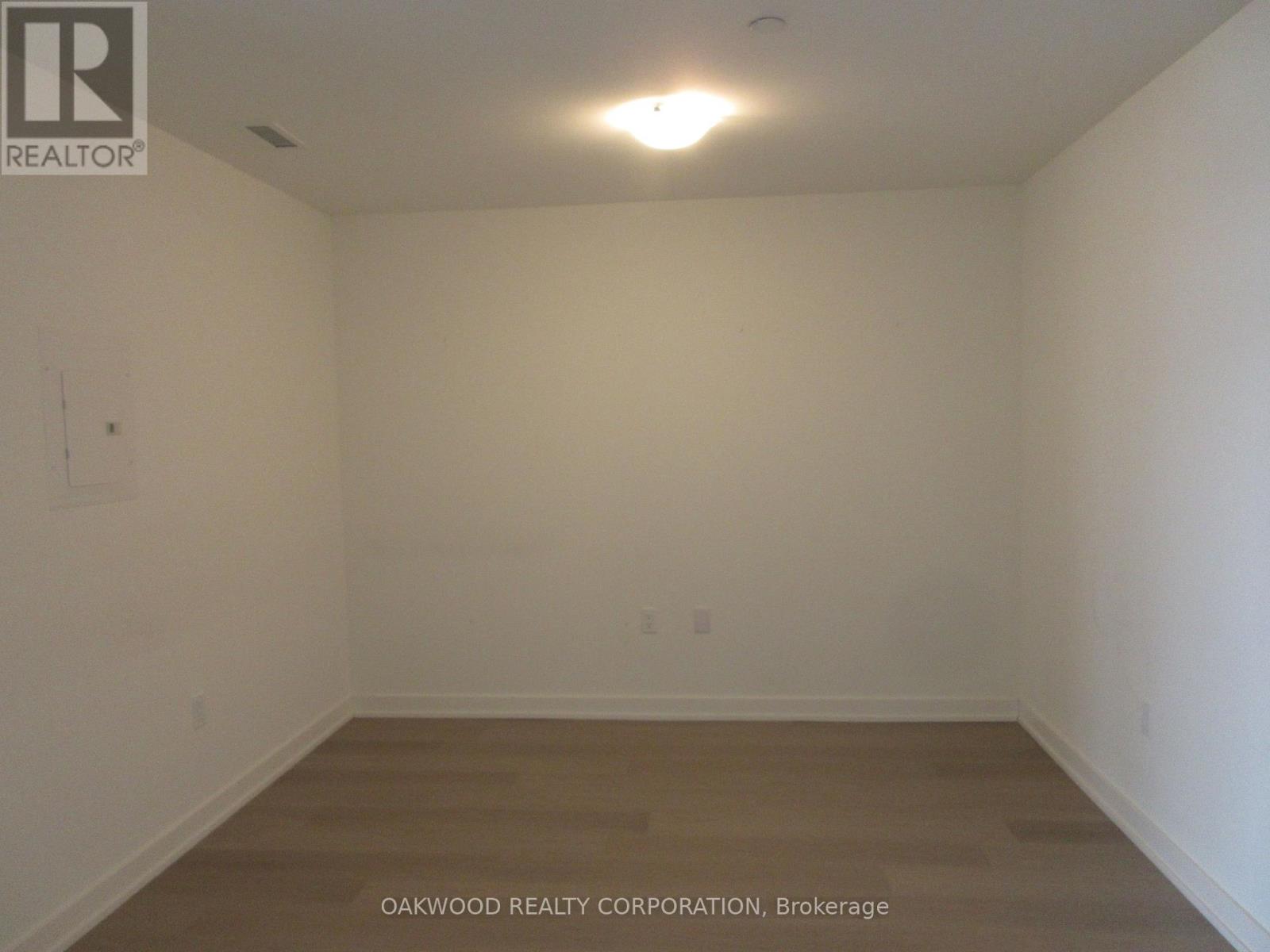 512 - 859 The Queensway, Toronto, Ontario  M8Z 1N8 - Photo 6 - W12079185