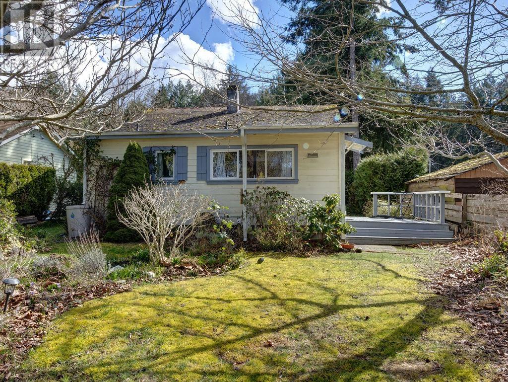 Property at 6003 SECHELT INLET ROAD image 1