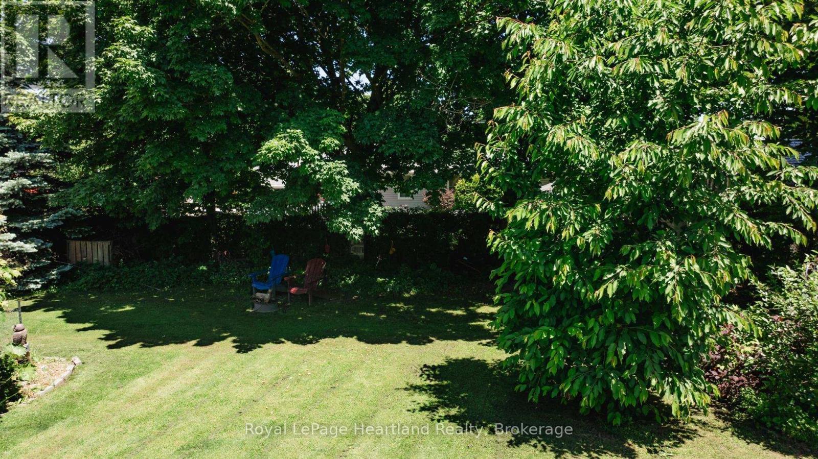 Photo 7 of 50 for 71 Rattenbury Street E