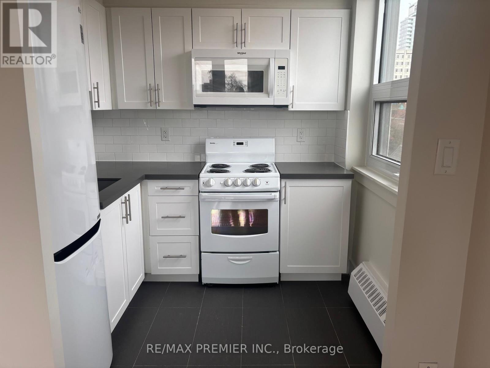 602 - 485 Huron Street, Toronto, Ontario  M5R 2R5 - Photo 11 - C12084957