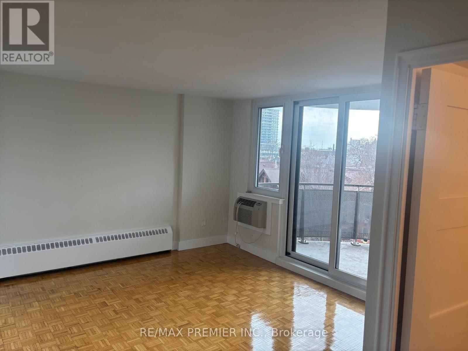 602 - 485 Huron Street, Toronto, Ontario  M5R 2R5 - Photo 9 - C12084957