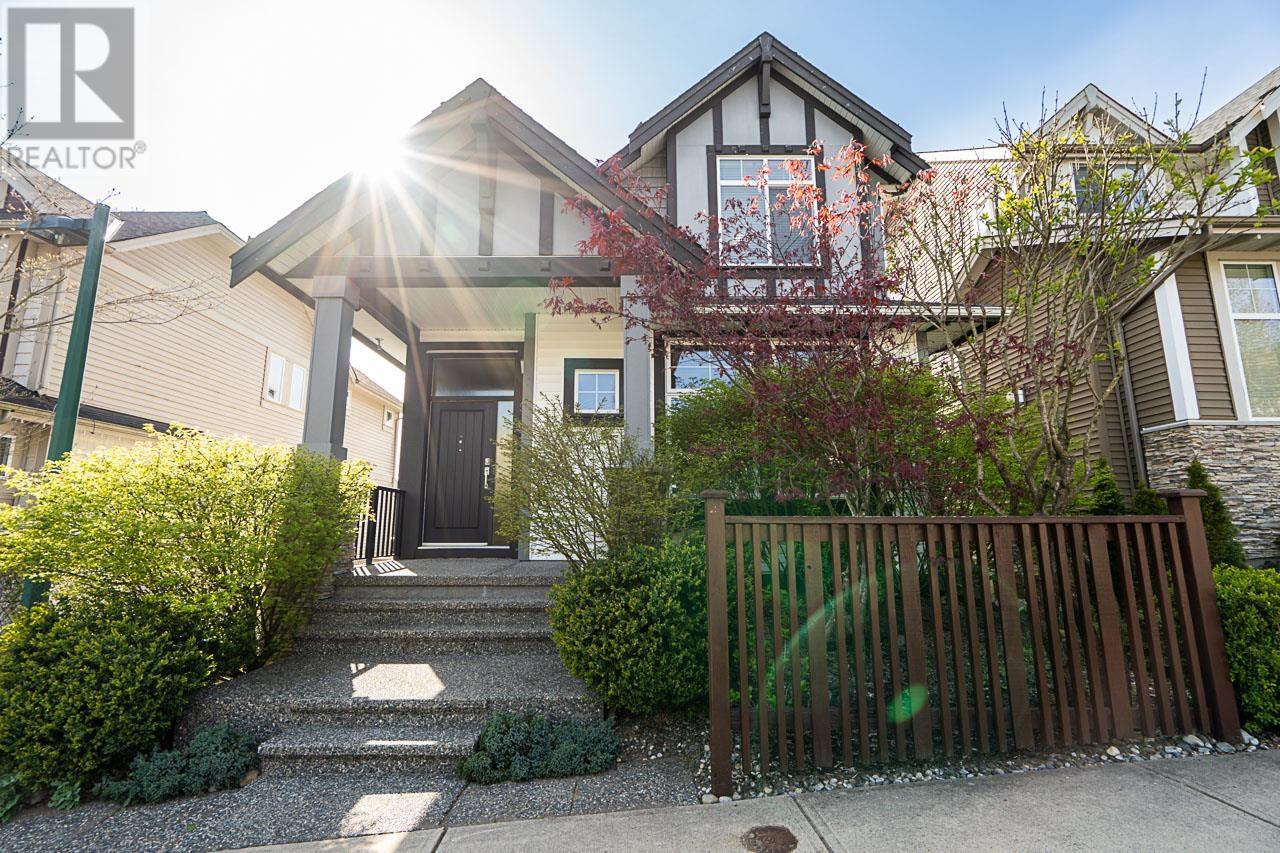 1426 COAST MERIDIAN ROAD, coquitlam, British Columbia