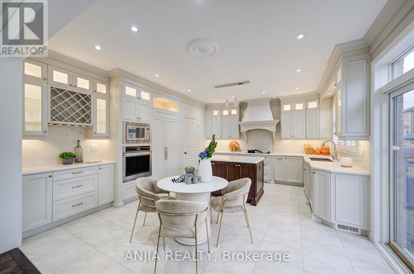 56 Busch Avenue, Markham, Ontario  L6C 0V4 - Photo 18 - N12085014