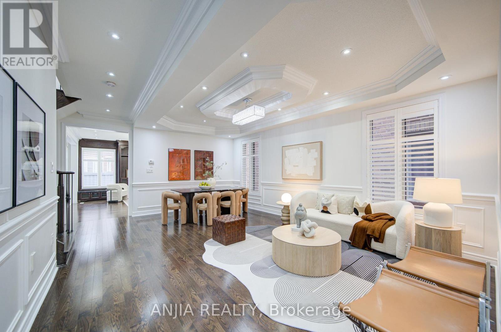 56 Busch Avenue, Markham, Ontario  L6C 0V4 - Photo 9 - N12085014