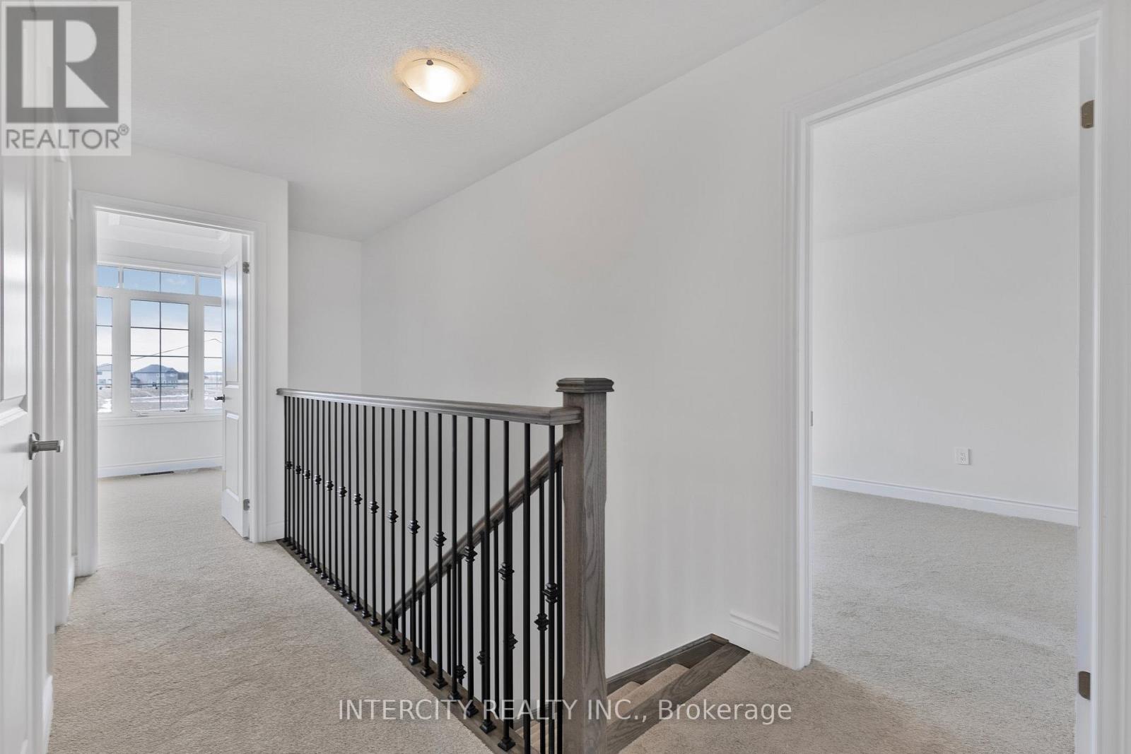 9 Avalon Drive, Wasaga Beach, Ontario  L9R 0M2 - Photo 25 - S12084949