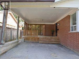 (Upper) - 28 Ladore Drive, Brampton, Ontario  L6Y 1V5 - Photo 2 - W12085010