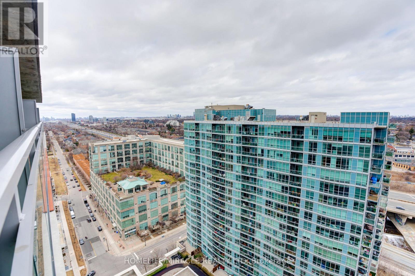 2222 - 165 Legion Road N, Toronto, Ontario  M8Y 0B3 - Photo 25 - W12085017